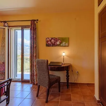 N A P L House Dom wakacyjny *