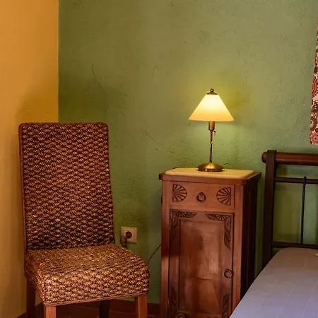 N A P L House Keramiaí