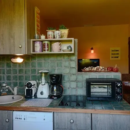 Dom wakacyjny N A P L House *