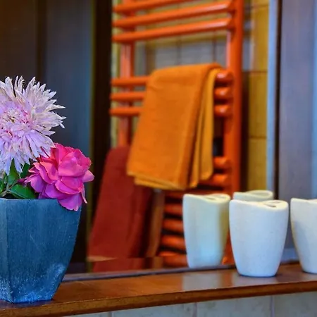 N A P L House Dom wakacyjny *