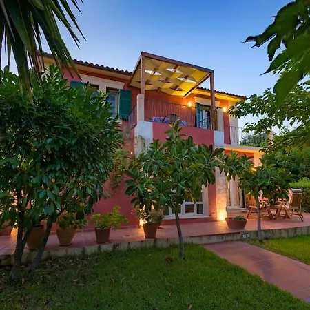 N A P L House Ferienhaus Keramiaí