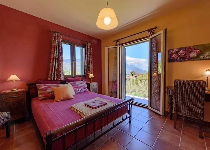N A P L House בית נופש